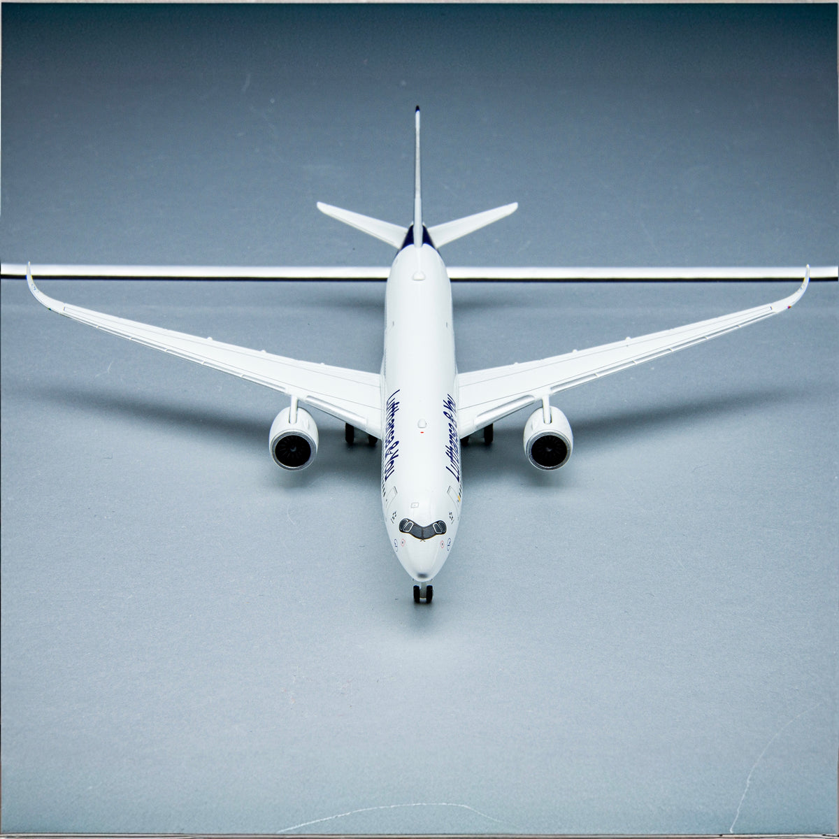 Herpa Wings 1:500 Lufthansa Airbus A350-900 D-AIXP Lufthansa & You Braunschweig Diecast Model 536066