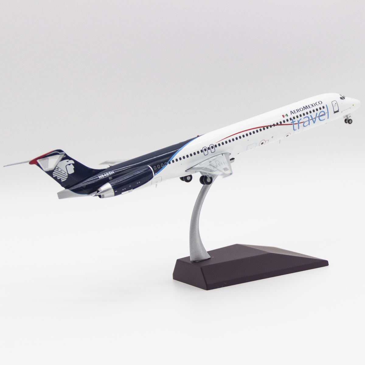 GeminiJets 1:200 Aeromexico Travel McDonnell Douglas MD-83 N848SH Diecast Model G2AMX857 with Stand